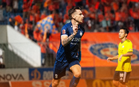 Mất người từ sớm, Hà Nội FC "phơi áo" trên sân của SHB Đà Nẵng ở vòng 5 V-League