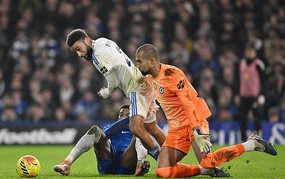 Bảng xếp hạng bóng đá Ngoại hạng Anh vòng 26 mới nhất: Arsenal chững lại