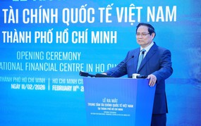 Thủ tướng dự Lễ ra mắt Trung tâm Tài chính quốc tế Việt Nam tại TP Hồ Chí Minh
