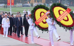 Lãnh đạo Đảng, Nhà nước viếng Chủ tịch Hồ Chí Minh