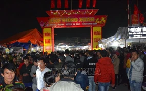 Chợ Viềng – phiên chợ độc đáo bậc nhất của vùng Đồng bằng Bắc Bộ​