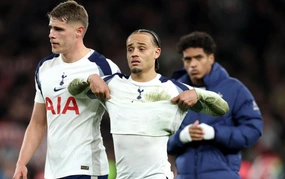 Xuống hạng đồng nghĩa với điều gì cho Tottenham?