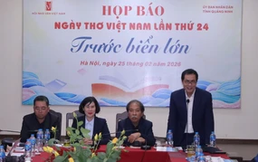 Thi ca cất lên từ khát vọng "Trước biển lớn"