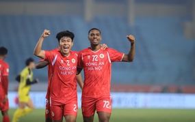 Tin nóng bóng đá Việt hôm nay 5/2: Futsal Việt Nam hướng mục tiêu tới giải Đông Nam Á; Lý Đức hạnh phúc khi được HLV Polking trao cơ hội.