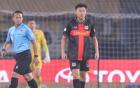 Cầu thủ U23 Việt Nam quá tải khi về V-League: Tận thu nghĩa là 'tự sát'