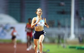 Nguyễn Thị Oanh cán đích thứ 7 ở giải điền kinh châu Á trong nhà
