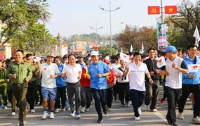 Từ đường chạy Điện Biên đến tầm vóc Việt Nam