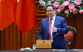 Thủ tướng Phạm Minh Chính: Xăng dầu và năng lượng nói chung đảm bảo cho sản xuất, tiêu dùng