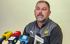 HLV Malaysia họp báo, quyết đánh bại đội tuyển Việt Nam