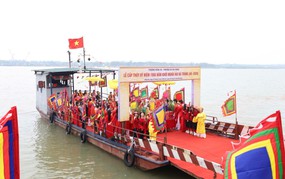 Tưởng nhớ, tri ân công đức Hai Bà Trưng cùng nghĩa quân