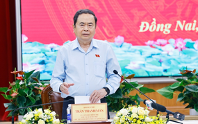 Chủ tịch Quốc hội Trần Thanh Mẫn làm việc với Ủy ban bầu cử tỉnh Đồng Nai