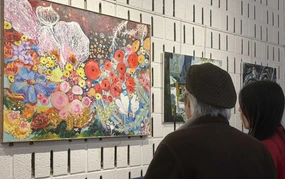 Triển lãm tranh và sách “Hồn Việt trên đất Pháp”