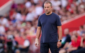 Hansi Flick tiết lộ tương lai ở Barca, khẳng định mong muốn vô địch Champions League