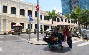 Nắng nóng xen “mưa vàng” trong dịp Giỗ Tổ tại TP. Hồ Chí Minh