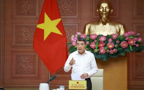 Thủ tướng Lê Minh Hưng: Chuyển từ tư duy quản lý sang phục vụ, kiến tạo để thúc đẩy sản xuất, đầu tư kinh doanh