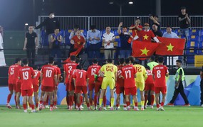 Tin nóng bóng đá Việt hôm nay 11/5: U17 Việt Nam cảm ơn CĐV; HLV HAGL lý giải trận thua 'kỳ lạ'