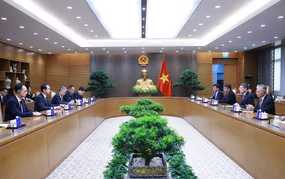 Thủ tướng Lê Minh Hưng tiếp Đại sứ Trung Quốc Hà Vĩ