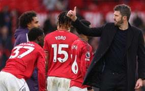 Carrick cần làm gì để giúp MU vô địch Premier League?