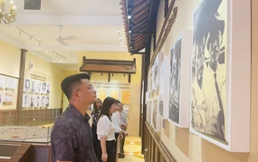 Tháng Năm về Ba Đình nhớ Bác