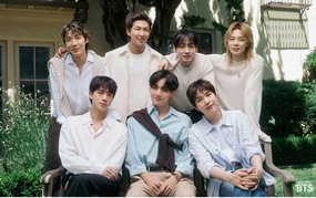 13 năm BTS: Từ "No More Dream" đến "2.0", những ca khúc định hình hành trình của nhóm