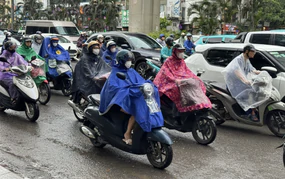 Thời tiết hôm nay mưa dông diện rộng, nhiều nơi mưa to đến rất to