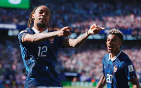 Barcola rất phù hợp với Liverpool