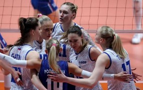 FIVB gỡ bỏ lệnh cấm thi đấu quốc tế và cho hiển thị điểm số, các đội tuyển bóng chuyền Nga lọt top 10 thế giới