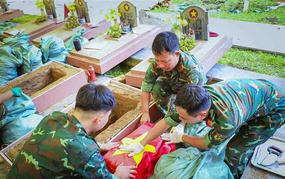 Lấy mẫu ADN đối với các phần mộ chưa xác định được thông tin tại Nghĩa trang Liệt sĩ quốc gia A1