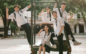 Dàn diễn viên 2K trong phim mới "Mùa hè năm ấy"
