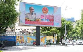 Thành phố Hồ Chí Minh rực rỡ chào mừng Quốc khánh 2/9