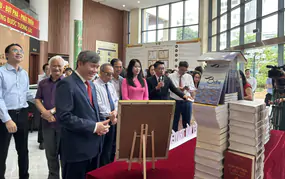 Trưng bày thành tựu nghiên cứu văn hóa, văn học qua nhiều thế hệ