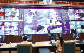 Giữ khoảng cách với xe liền trước để hình thành thói quen an toàn khi tham gia giao thông