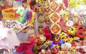 Rộn ràng sắc Trung thu, đồ chơi truyền thống lên kệ sớm