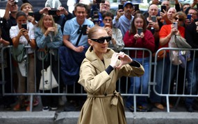 Celine Dion ở Paris - Phượng hoàng của làng nhạc chính thức tái sinh