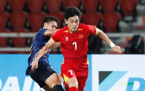 CĐV nhớ Đình Bắc sau màn trình diễn của U23 Việt Nam