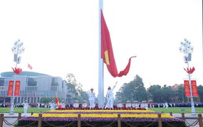 Tổ quốc, ta yêu Người mãi mãi!