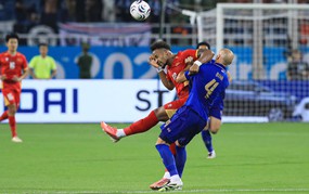 HLV Kim Sang Sik lại lo đội tuyển Việt Nam quá tải