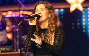 Ca khúc "A Moment Like This": Khoảnh khắc đổi đời của Kelly Clarkson