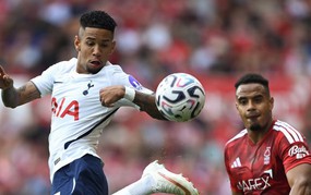 Tottenham: 300 triệu bảng để mua một mớ hỗn độn