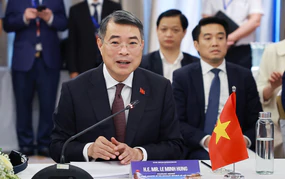 Thủ tướng làm việc với Đoàn đại biểu địa phương và các doanh nghiệp Nhật Bản