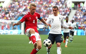 Đan Mạch 0-0 Pháp, Úc 0-2 Peru: ĐT Pháp giành ngôi nhất bảng C, tiến vào vòng 1/8 cùng Đan Mạch