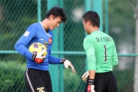 Đắng đót phận “gác đền”