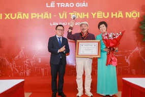 "Dư âm" Giải Bùi Xuân Phái - Vì tình yêu Hà Nội 2025: Hà Nội đón "chàng lãng tử du ca" Trần Tiến