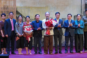 'Bác Hồ – một tình yêu bao la': Những câu chuyện đời thường về Bác Hồ trên sân khấu kịch