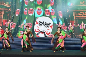 Khép lại 'hành trình du Xuân xuyên Việt' tại Hội chợ Mùa Xuân