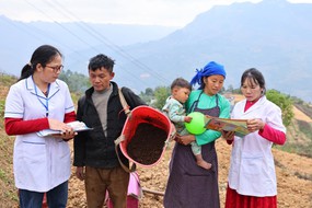 Đưa tinh thần Hội nghị Trung ương 2 vào cuộc sống từ nơi vùng cao, biên giới