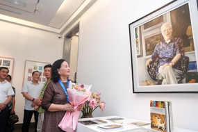 "Vinh dự cho nhà ta" 