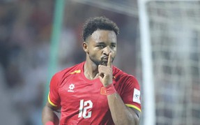 Tiền đạo Xuân Son biến những chỉ trích thành động lực