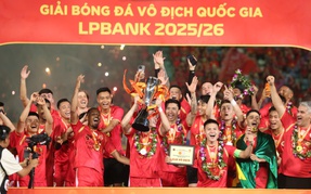 Bản tin KICK OFF Thể thao ngày 1/6: CAHN nâng cúp vô địch V- League trên sân nhà