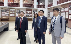 Hãng thông tấn Tân Hoa xã ra mắt từ điển AI